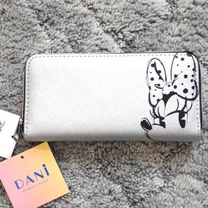 Disney Minnie Mouse lg wallet by Dani Nicole NWT